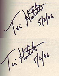 Teri  Hatcher signature